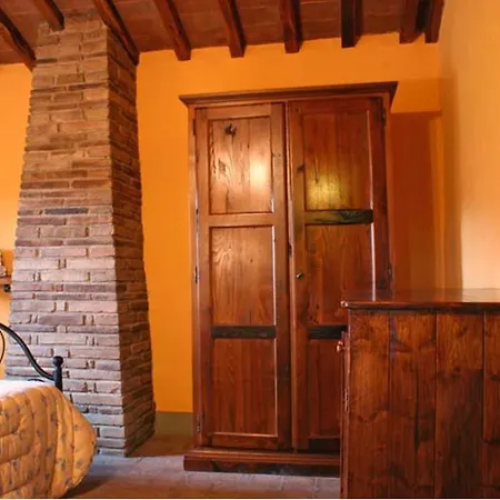 Podere Pian De' Cortini Farm stay